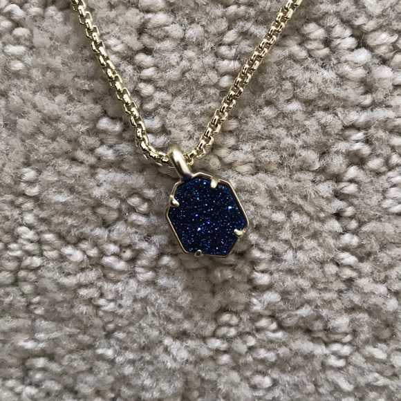 New Kendra Scott Necklace - Picture 6 of 6
